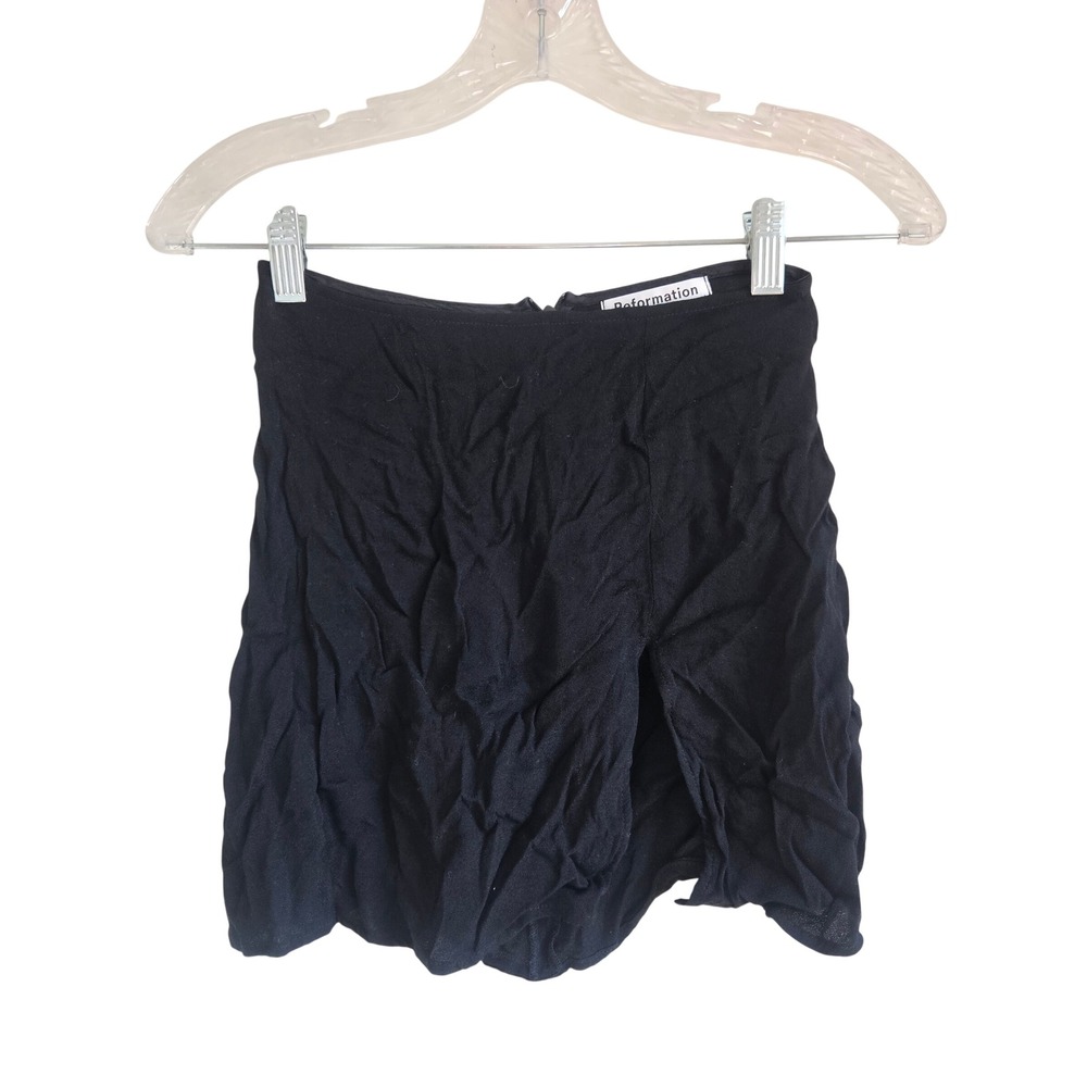 Reformation Sz 0 Black Mini Skirt Crepe Front Slit‎ Viscose Rayon Made in USA